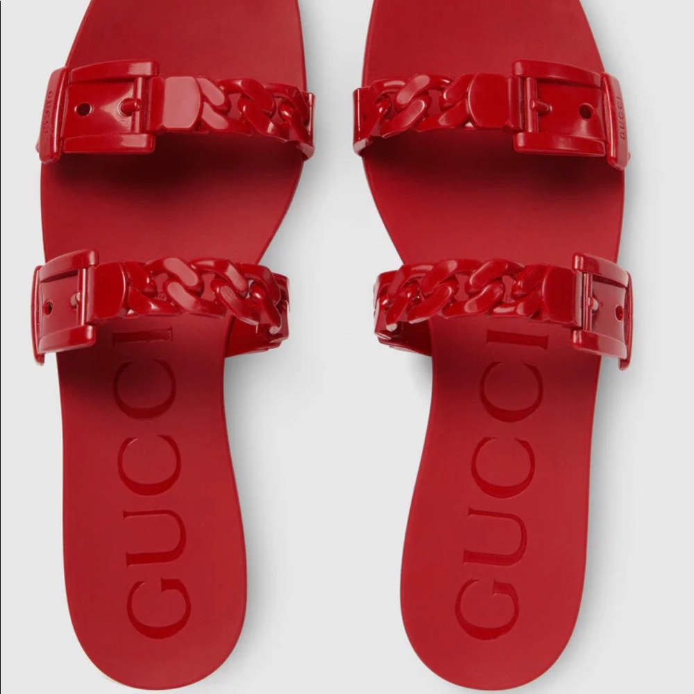 BRAND NEW NEVER WORN GUCCI SANDALS!! Size 9 in GREAT CONDITION